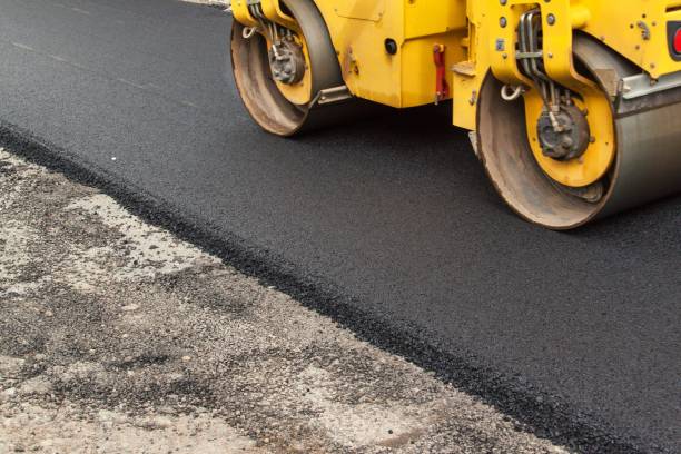 Best Asphalt Driveway Installation  in Montebello, CA